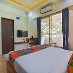 Fabhotel Red Velvet Inn & Suites