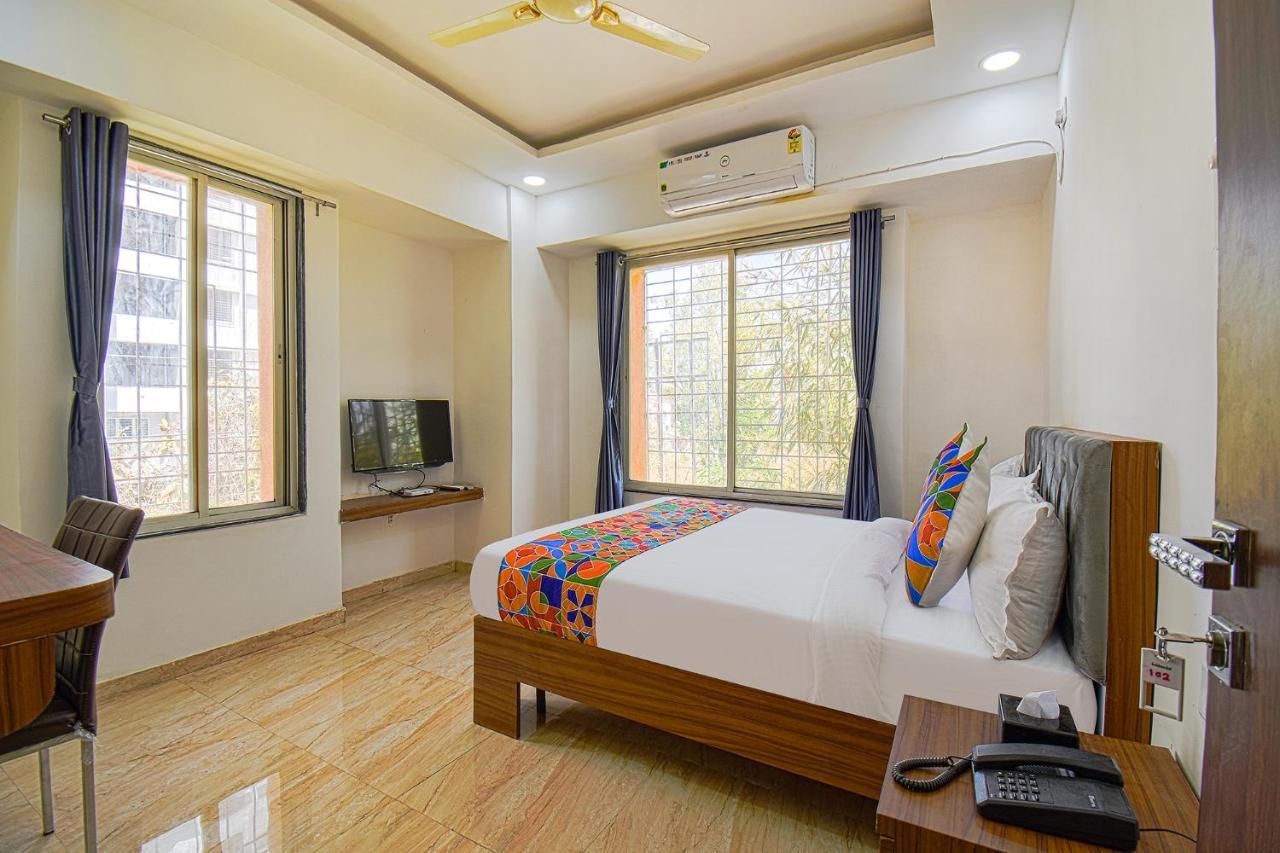 Hotel Fabhotel Red Velvet & 3*
