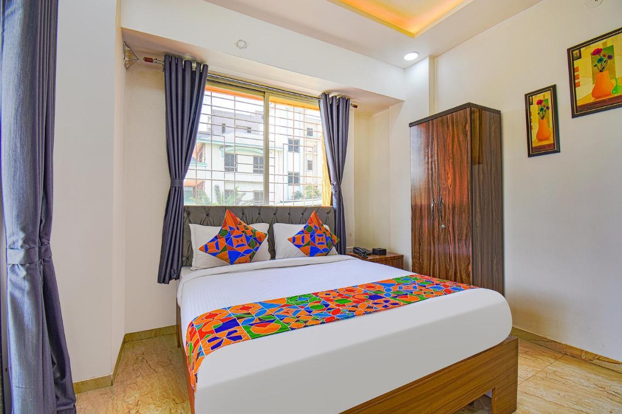 Fabhotel Red Velvet &