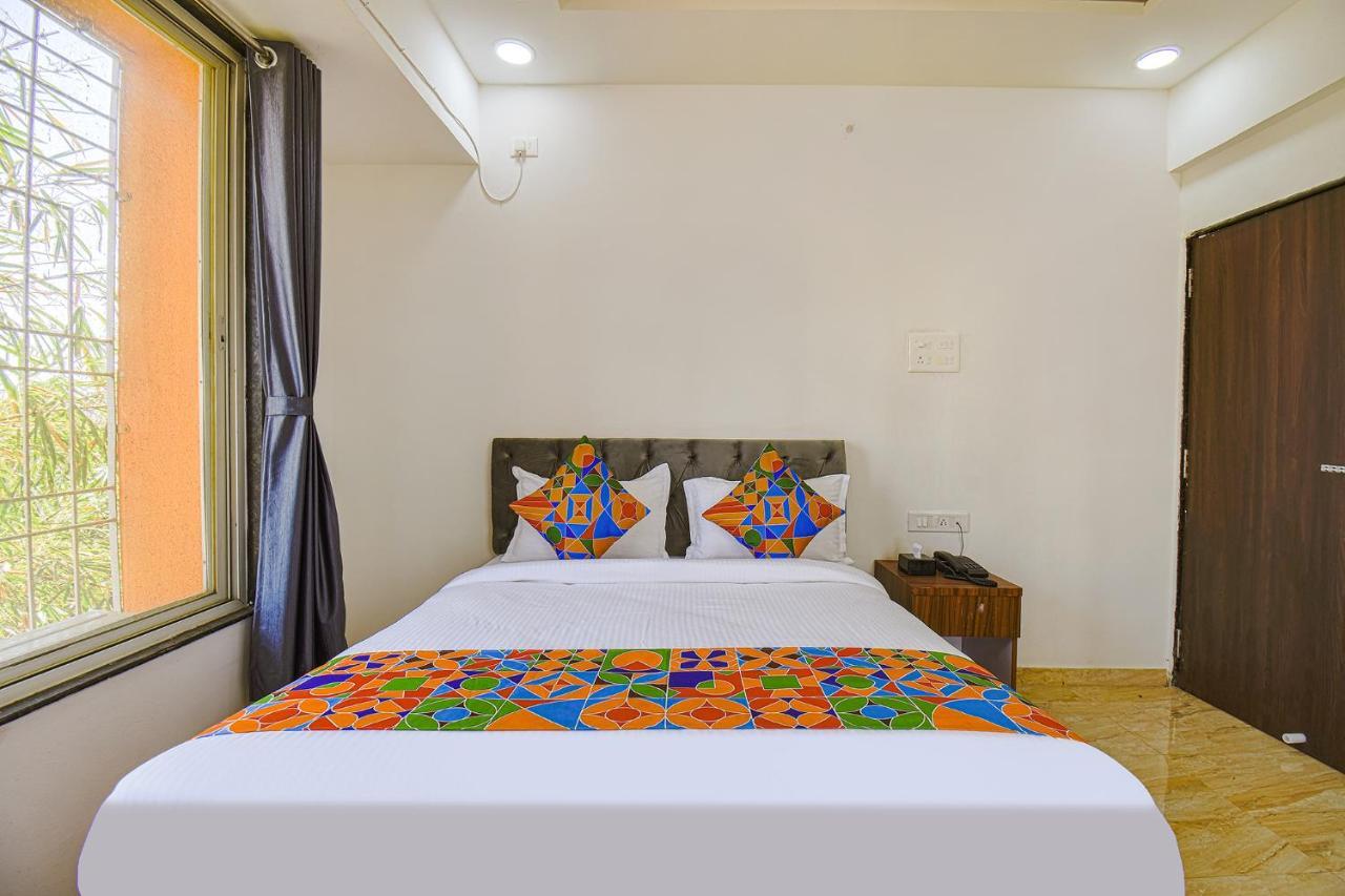 Hotel Fabhotel Red Velvet & 3*